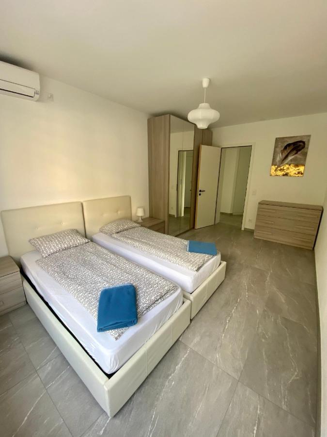 Appartamento Lungolago Locarno Bagian luar foto